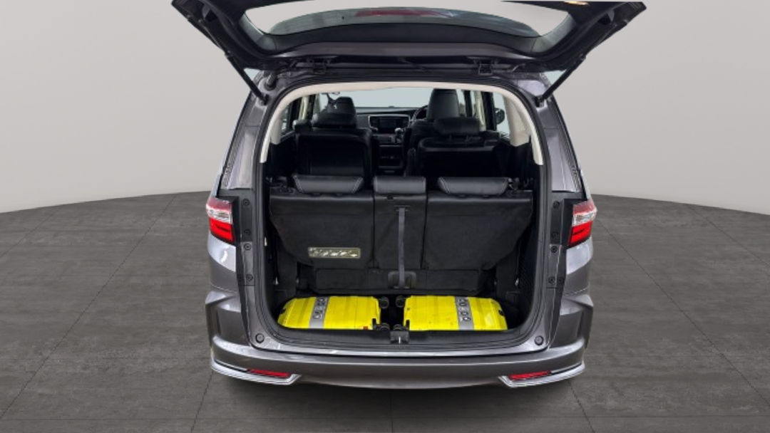 2016 Honda Odyssey Vti-l, Automatic, 91775 km, Boot Inside View with Luggage