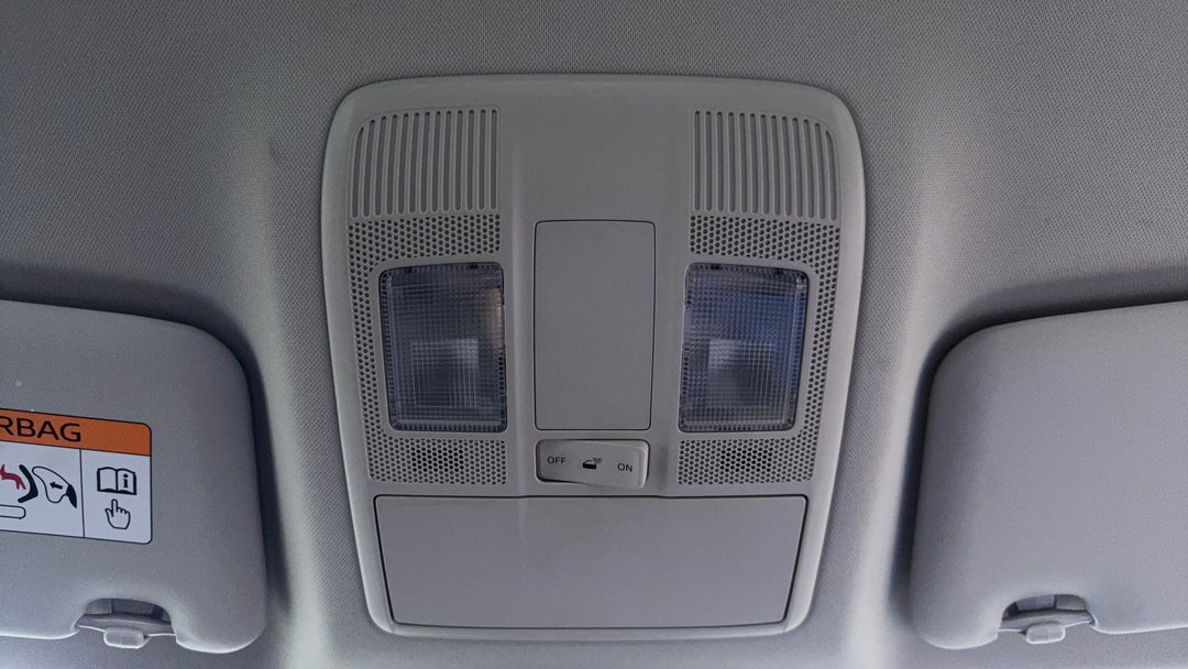 On-Roof Controls/Sunglass holder