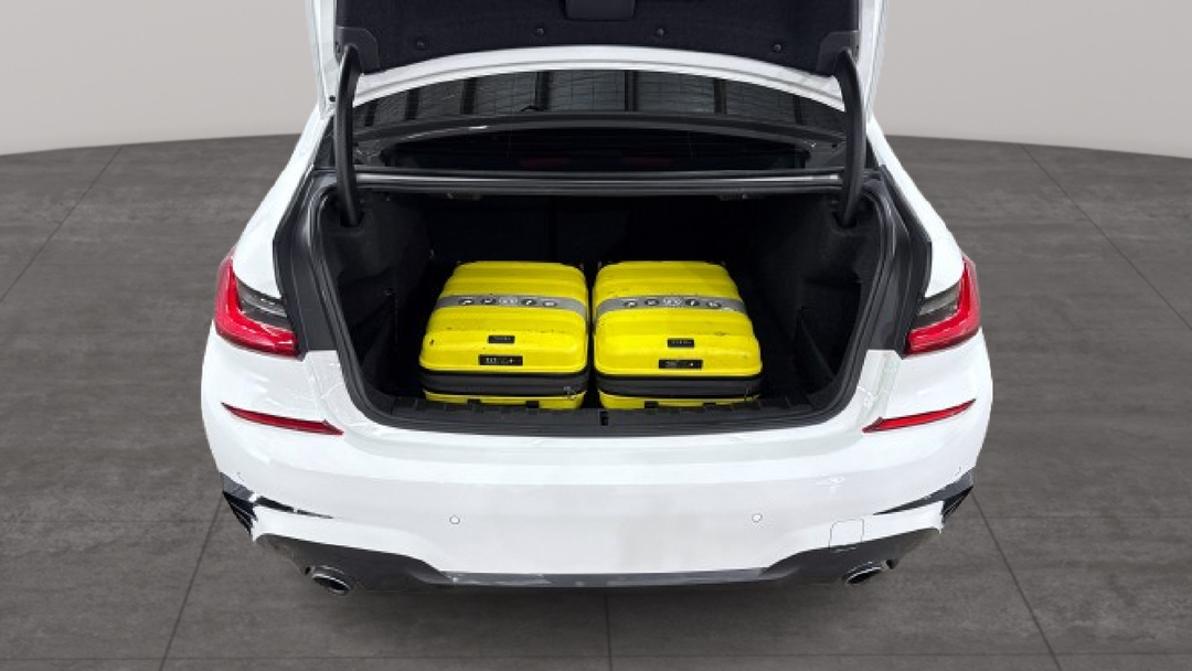 2019 BMW 3 30i M Sport, Automatic, 67038 km, Boot Inside View with Luggage