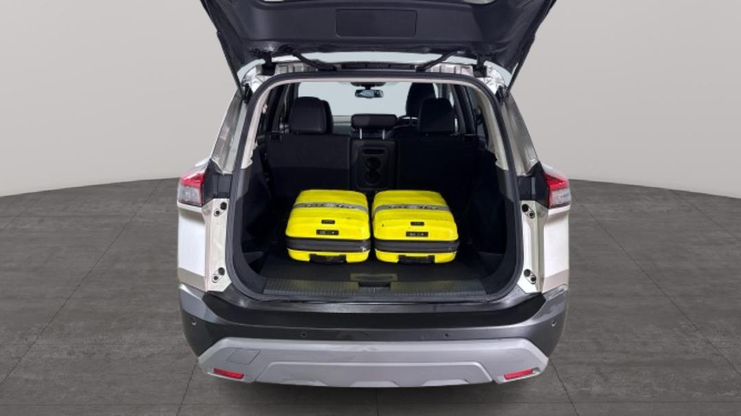 2024 Nissan X-trail St-l (4WD) E-power (hybrid), Automatic, 21884 km, Boot Inside View with Luggage