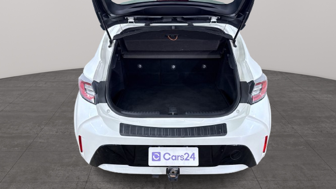 2018 Toyota Corolla Ascent Sport, Automatic, 71965 km, Boot Inside View