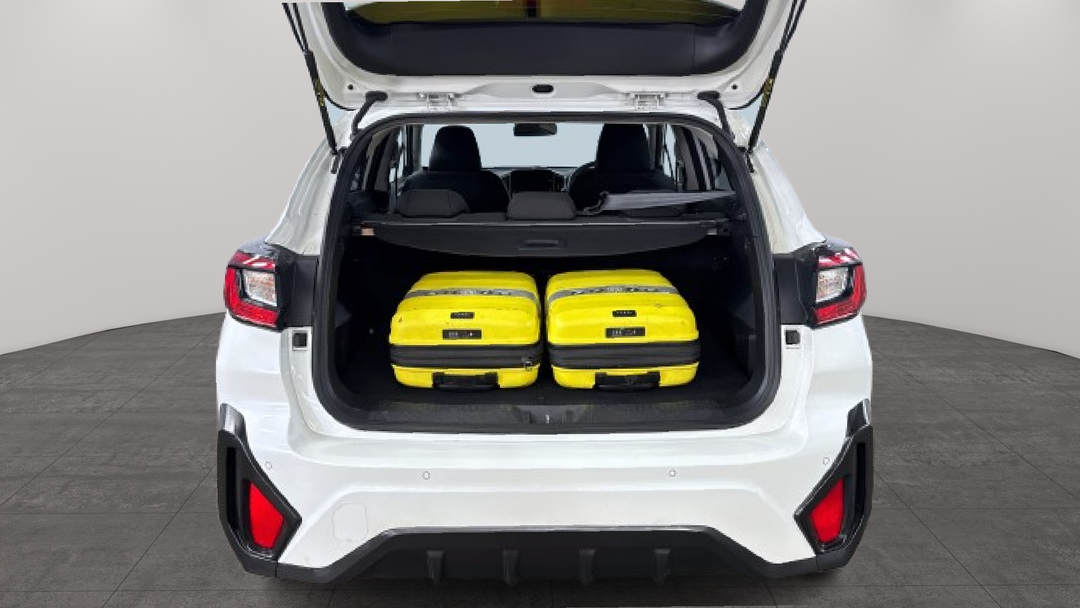 2024 Subaru Crosstrek AWD 2.0l, Automatic, 23805 km, Boot Inside View with Luggage