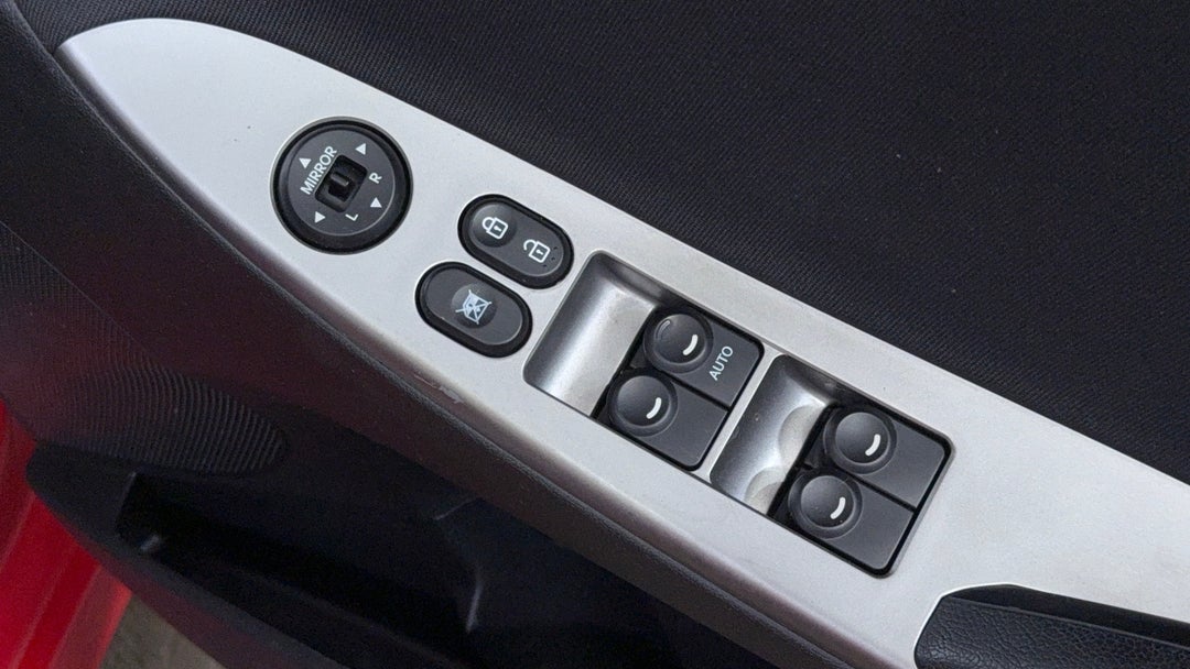 2016 Hyundai Accent Active, Manual, 99458 km, Drivers Side Door Panel Controls