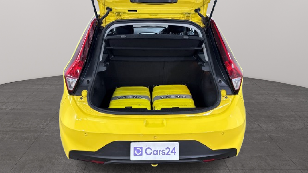 2022 MG Mg3 Auto Core, Automatic, 41688 km, Boot Inside View with Luggage