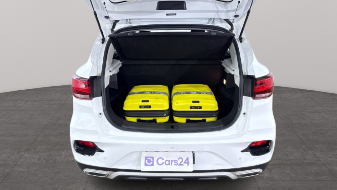 2022 MG Zst Core, Automatic, 62557 km, Boot Inside View with Luggage