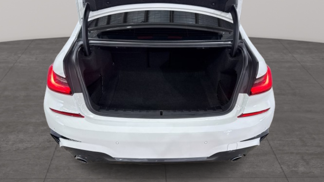 2019 BMW 3 30i M Sport, Automatic, 67038 km, Boot Inside View