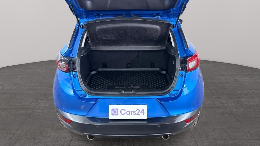 2019 Mazda CX-3 S Touring (AWD), Automatic, 96504 km, Boot Inside View