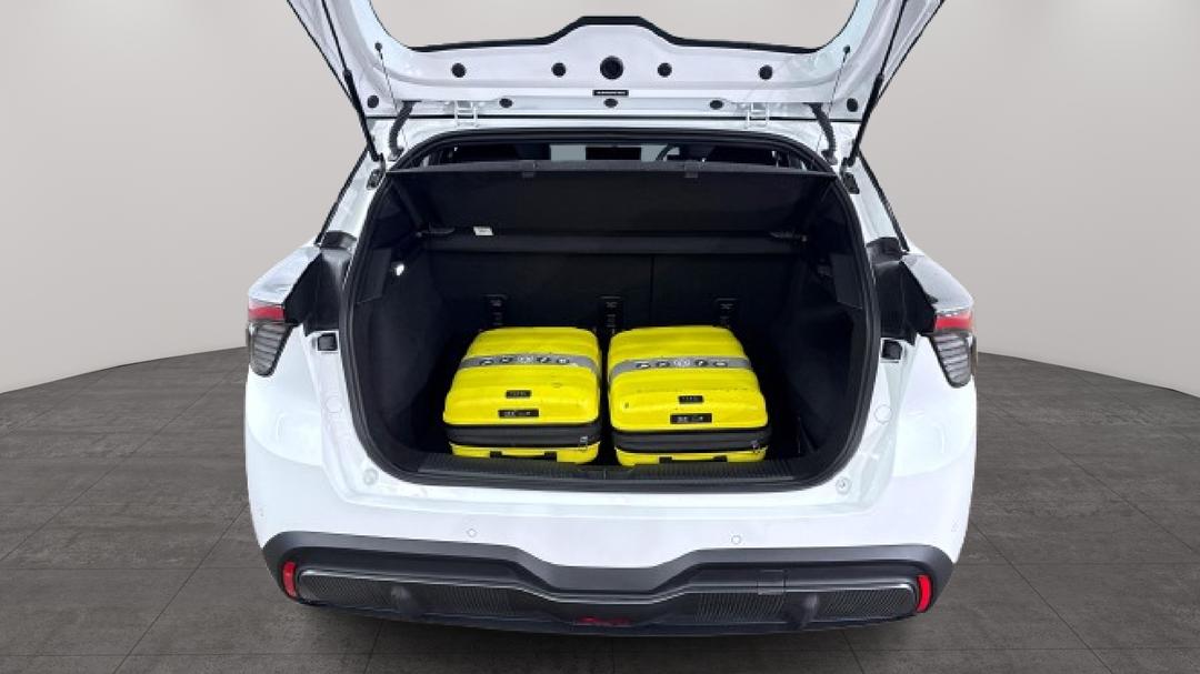 2023 MG Mg4 Excite 51, Automatic, 16388 km, Boot Inside View with Luggage