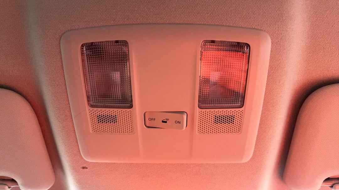 On-Roof Controls/Sunglass holder