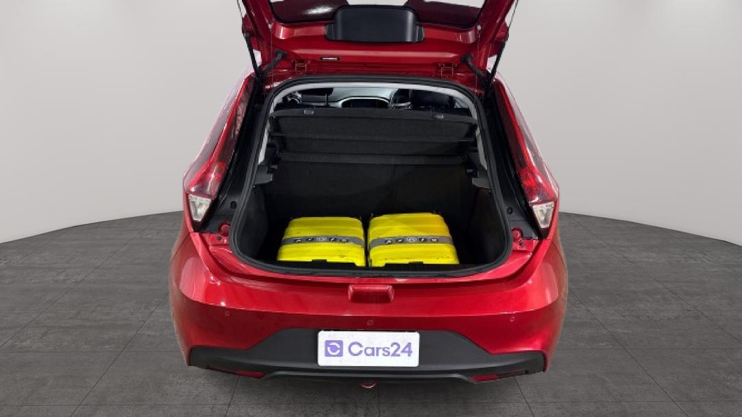 2019 MG Mg3 Auto Core, Automatic, 50767 km, Boot Inside View with Luggage