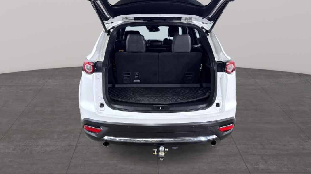 2017 Mazda CX-9 Azami (AWD), Automatic, 96185 km, Boot Inside View