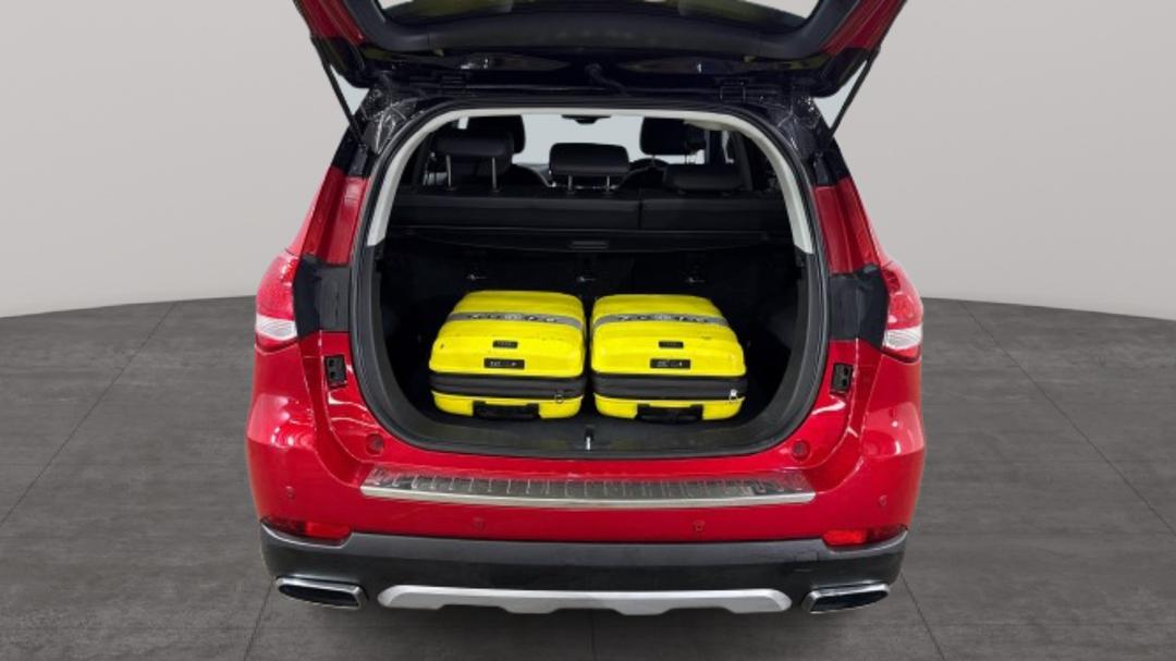 2020 Haval H2 Lux 2WD, Automatic, 87126 km, Boot Inside View with Luggage