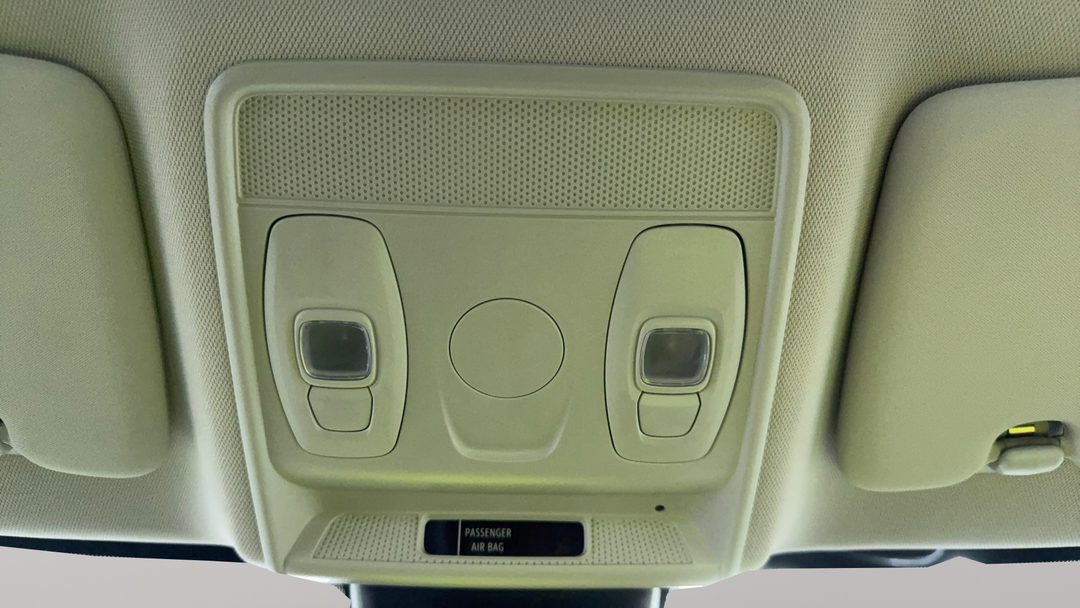 On-Roof Controls/Sunglass holder