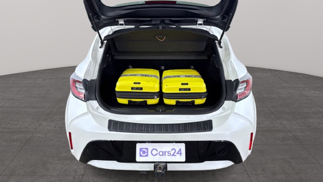 2018 Toyota Corolla Ascent Sport, Automatic, 71965 km, Boot Inside View with Luggage