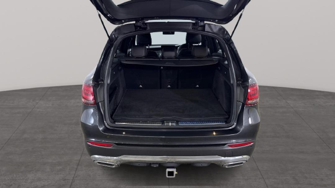 2021 Mercedes-benz GLC 200, Automatic, 46449 km, Boot Inside View