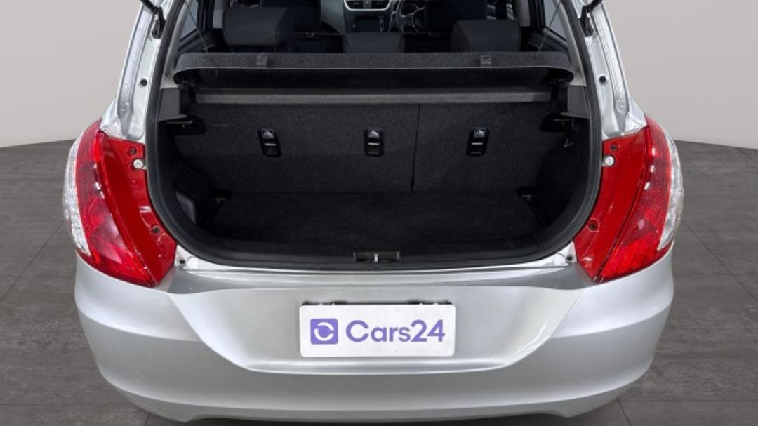 2015 Suzuki Swift Gl Navigator, Automatic, 64729 km, Boot Inside View