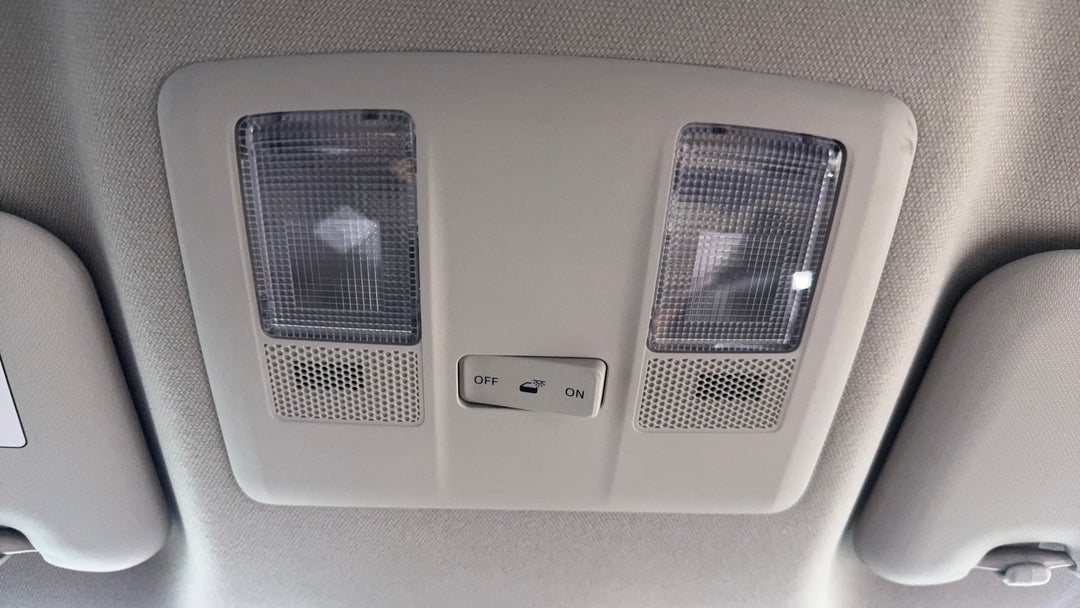 On-Roof Controls/Sunglass holder