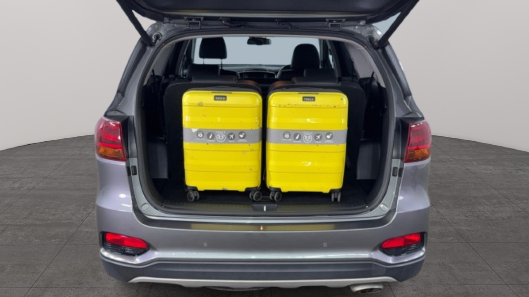 2018 Kia Sorento Sli (4x2), Automatic, 99739 km, Boot Inside View with Luggage