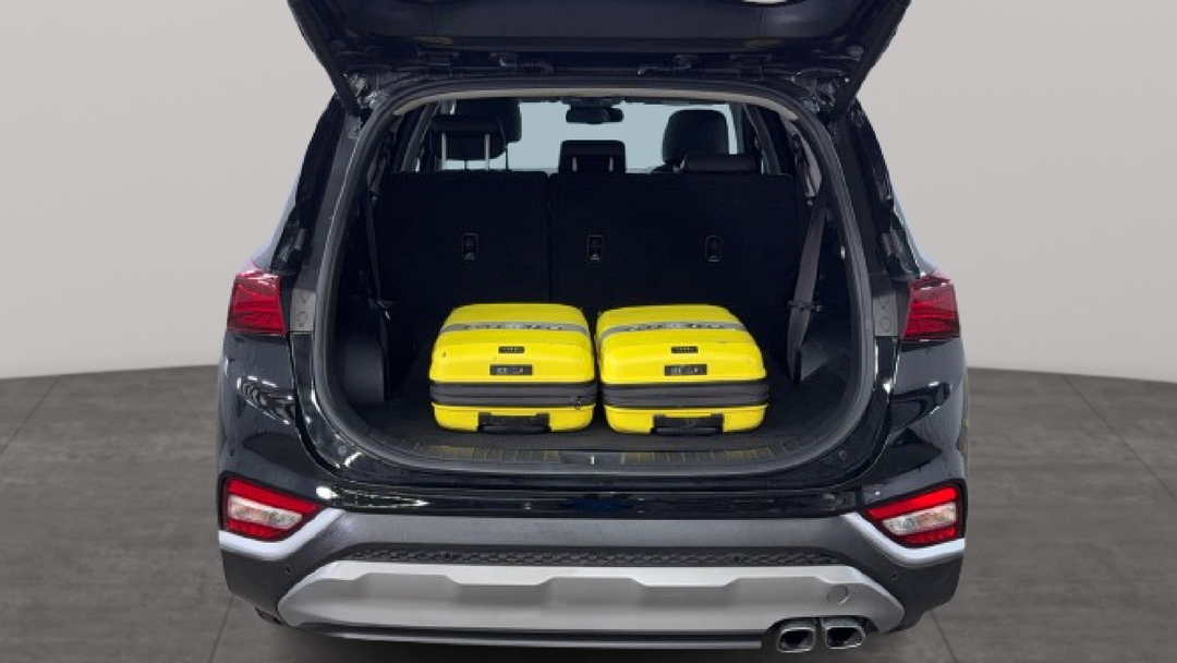2020 Hyundai Santa Fe Highlander Crdi Blk-bge (AWD), Automatic, 35861 km, Boot Inside View with Luggage