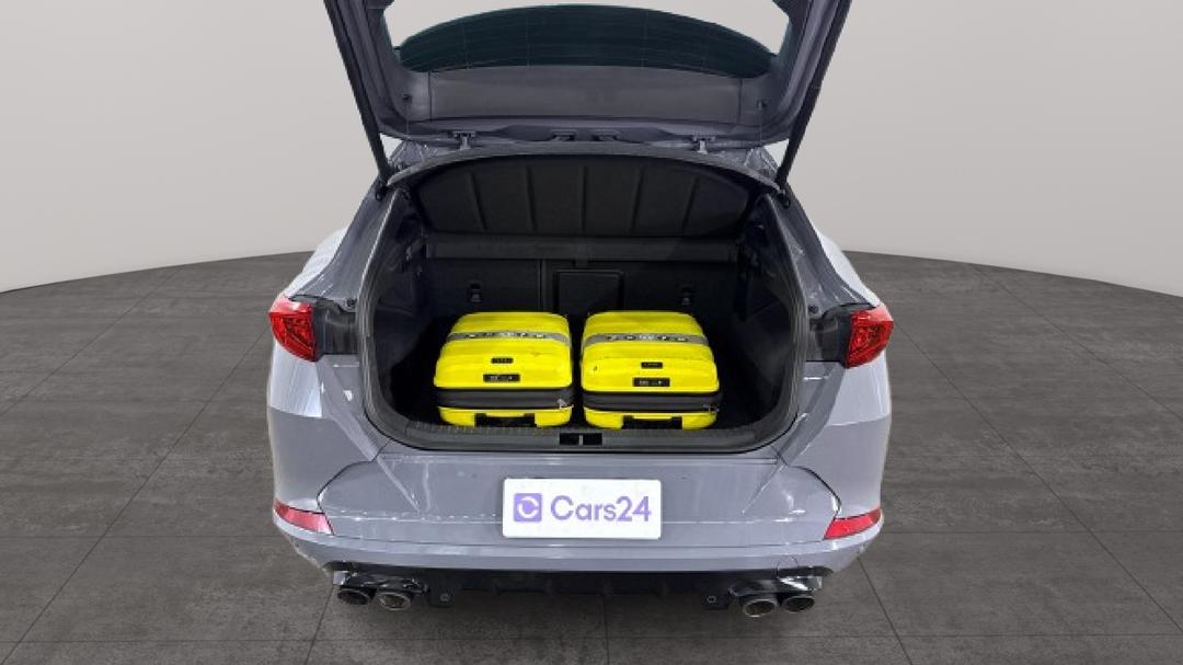 2022 Cupra Formentor Vzx, Automatic, 36458 km, Boot Inside View with Luggage