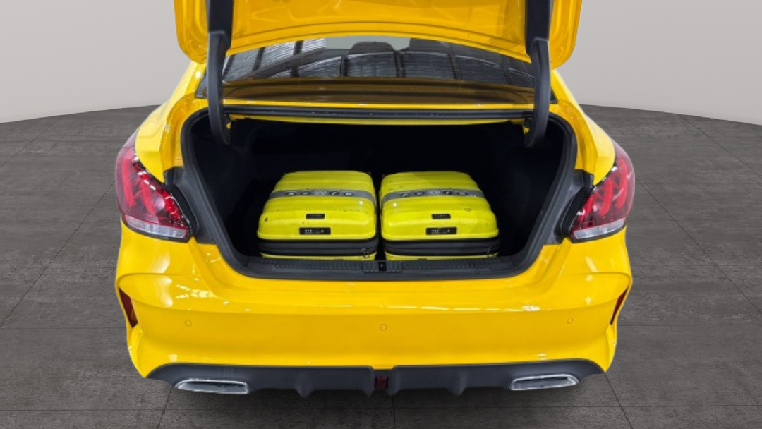 2024 MG Mg5 Essence, Automatic, 8742 km, Boot Inside View with Luggage