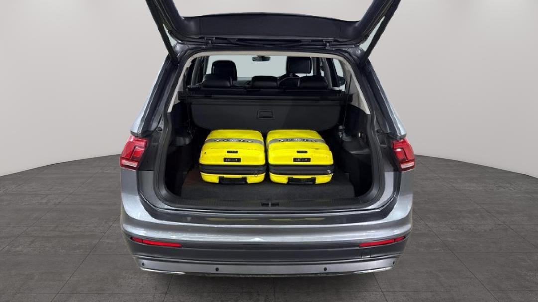 2018 Volkswagen Tiguan Allspace 110 Tdi Comfortline, Automatic, 142758 km, Boot Inside View with Luggage