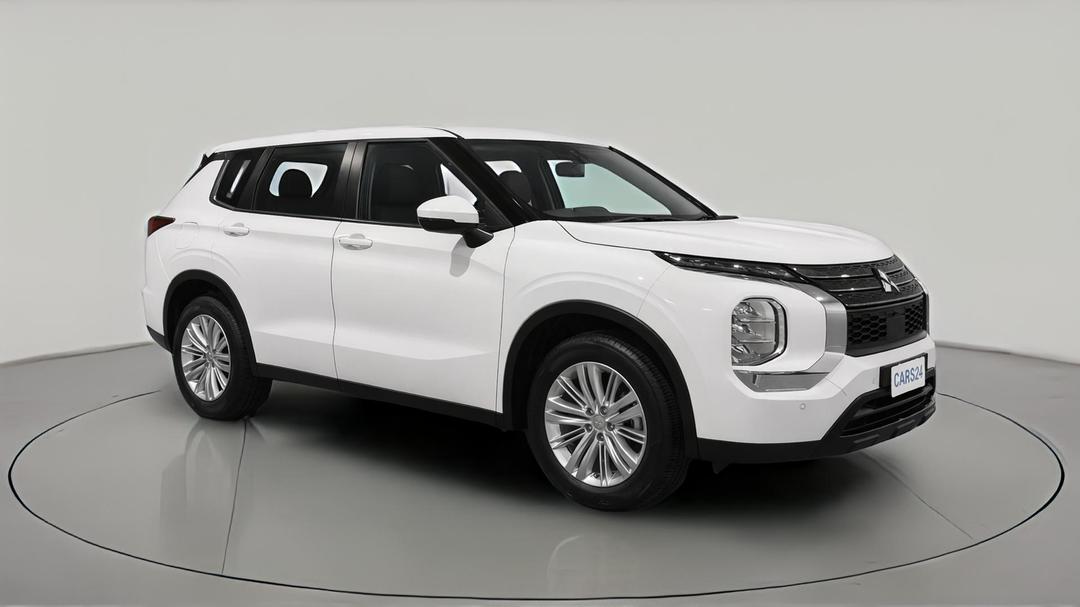 2024 Mitsubishi Outlander Es 5 Seat (2WD), Automatic, 50933 km, Right Front Diagonal (45- Degree) View