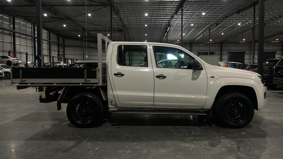 2016 Volkswagen Amarok Tdi340 (4x2), Manual, 126952 km, Right Side View