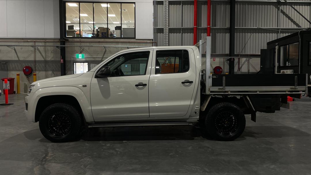 2016 Volkswagen Amarok Tdi340 (4x2), Manual, 126952 km, Left Side View