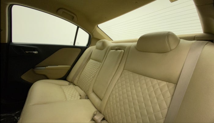 2015 Honda City 1.5L I-VTEC V MT, Petrol, Manual, 91,368 km, Right Side Rear Door Cabin