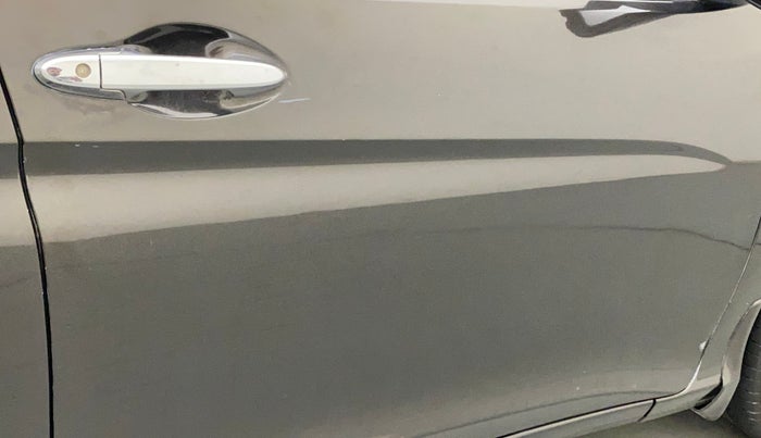 2015 Honda City 1.5L I-VTEC V MT, Petrol, Manual, 91,368 km, Driver-side door - Minor scratches