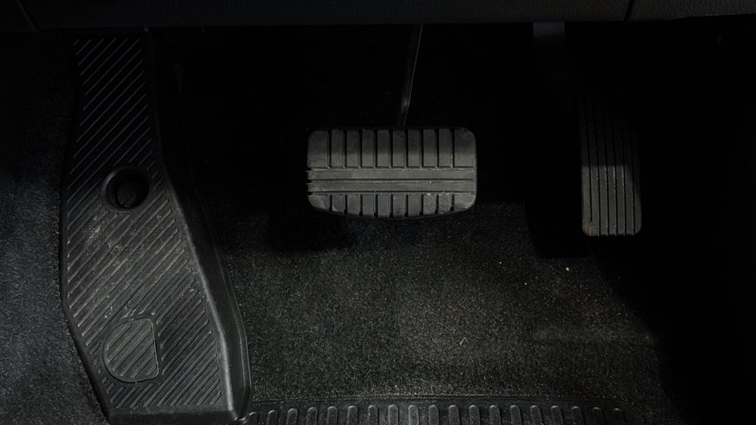 2023 Mitsubishi Eclipse Cross Es (2WD), Automatic, 43755 km, Pedals and Footmat