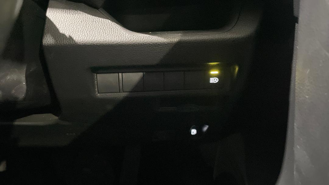 2023 Toyota RAV4 Gx (AWD) Hybrid, Automatic, 47150 km, Utility Switches/Buttons
