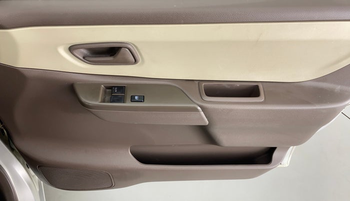 2011 Maruti Zen Estilo LXI, Petrol, Manual, 29,946 km, Driver Side Door Panels Control