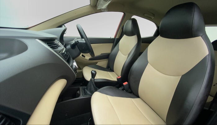 2016 Hyundai Eon ERA PLUS, Petrol, Manual, 17,379 km, Right Side Front Door Cabin View