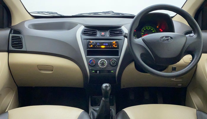 2016 Hyundai Eon ERA PLUS, Petrol, Manual, 17,379 km, Dashboard View