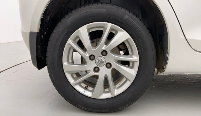 2014 Maruti Swift ZDI, Diesel, Manual, 1,43,871 km, Left Rear Wheel