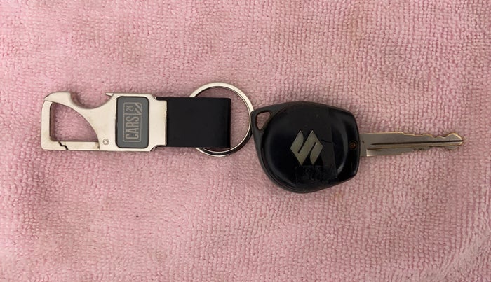 2014 Maruti Swift ZDI, Diesel, Manual, 1,43,871 km, Key Close Up