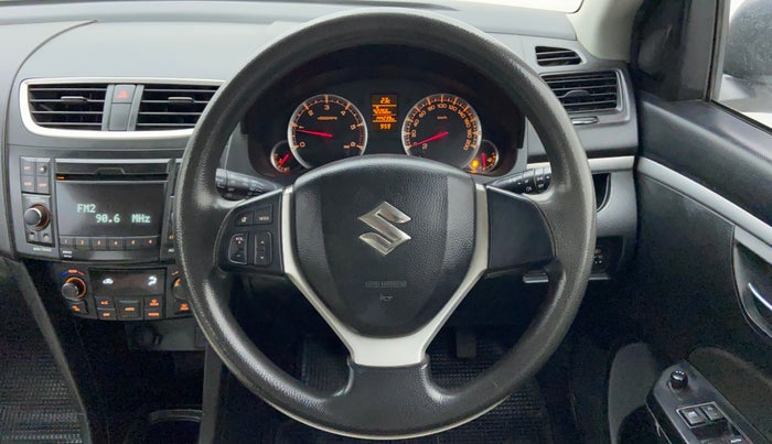 2014 Maruti Swift ZDI, Diesel, Manual, 1,43,871 km, Steering Wheel Close Up