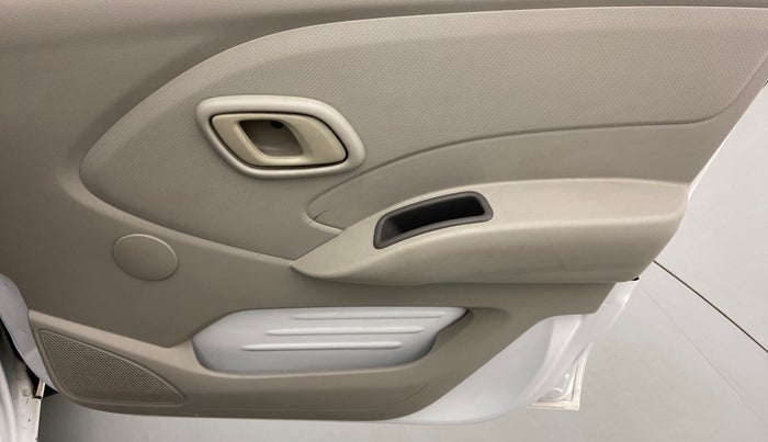 2017 Datsun Redi Go T (O), Petrol, Manual, 65,579 km, Driver Side Door Panels Control