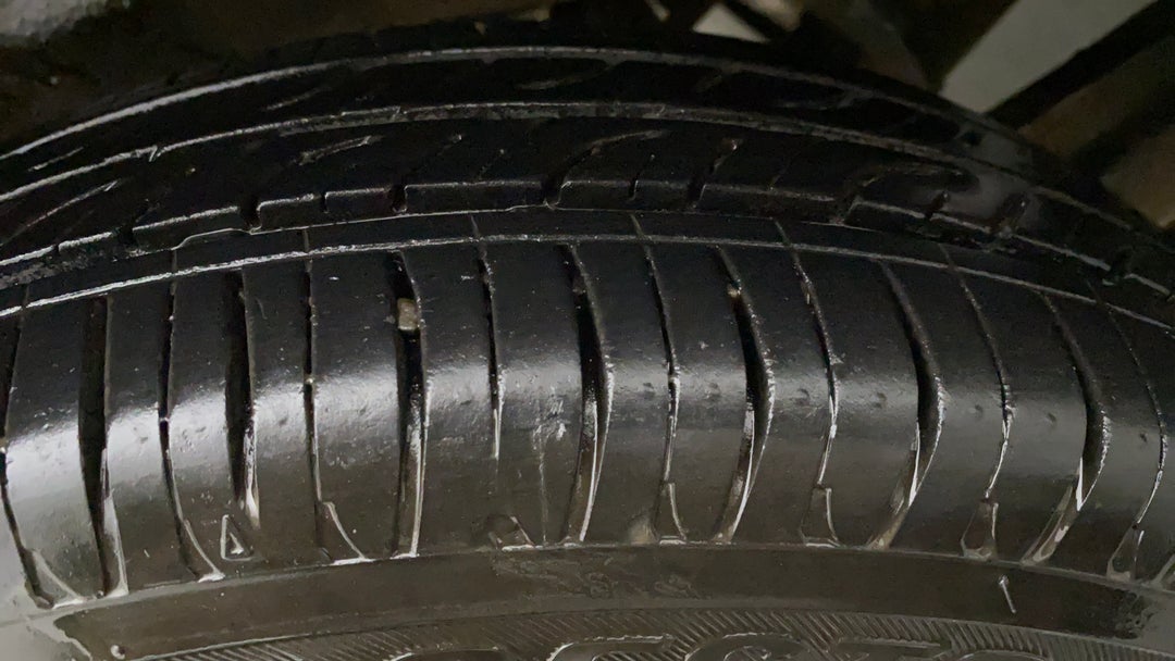 Left Rear Tyre Tread