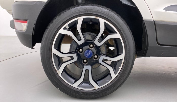 2018 Ford Ecosport 1.5 TITANIUM SIGNATURE TI VCT (SUNROOF), Petrol, Manual, 79,134 km, Right Rear Wheel