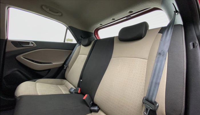 2015 Hyundai Elite i20 ASTA 1.2, Petrol, Manual, 32,637 km, Right Side Rear Door Cabin