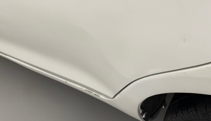 2015 Maruti Swift ZDI, Diesel, Manual, 90,845 km, Rear left door - Slightly dented