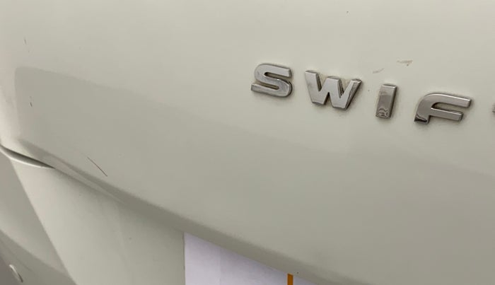 2015 Maruti Swift ZDI, Diesel, Manual, 90,845 km, Dicky (Boot door) - Minor scratches