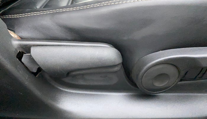 2015 Maruti Swift ZDI, Diesel, Manual, 90,845 km, Driver Side Adjustment Panel