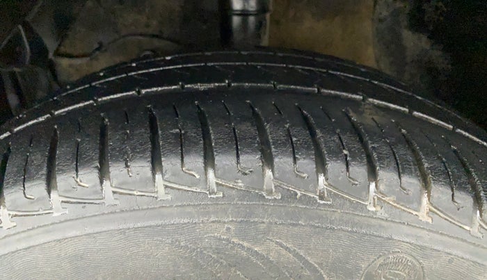 2019 Maruti Vitara Brezza VDI, Diesel, Manual, 51,765 km, Left Front Tyre Tread