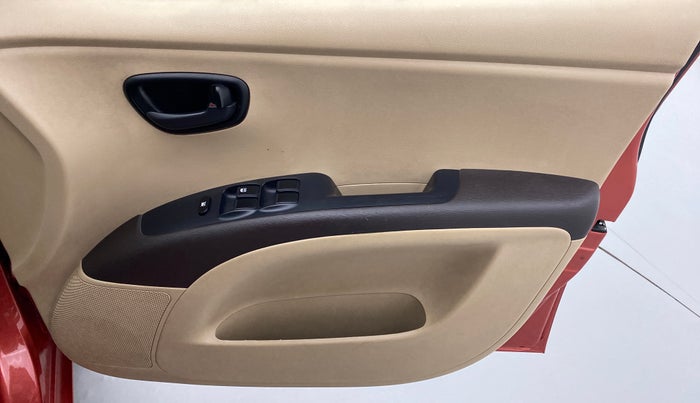 2010 Hyundai i10 MAGNA 1.2, Petrol, Manual, 48,124 km, Driver Side Door Panels Control