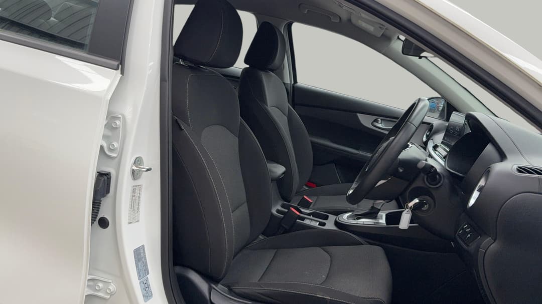 2023 Kia Cerato S, Automatic, 41338 km, Right Side Front Door Cabin View