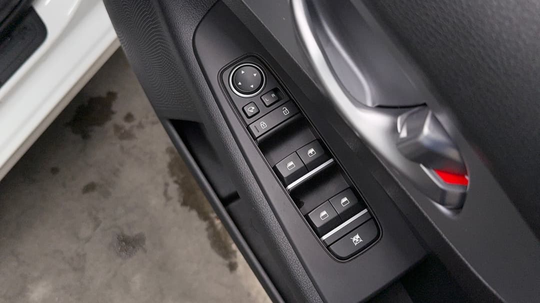 2023 Kia Cerato S, Automatic, 41338 km, Drivers Side Door Panel Controls